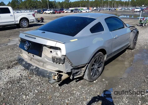 2013 Ford Mustang V6 Premium from USA, damaged, VIN 1ZVBP8AM0D5224931